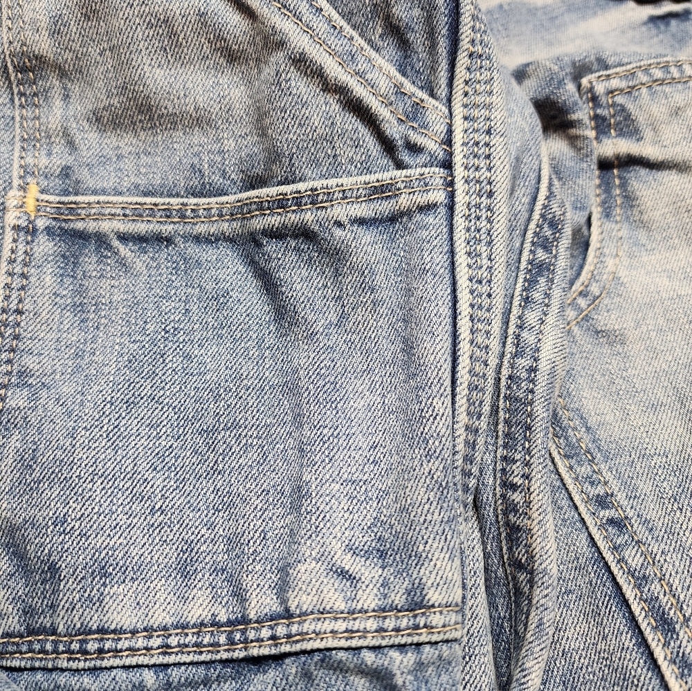 Abercrombie And Fitch Men's Distressed Relaxed Taper Blue Jeans - Picture 8 of 10
